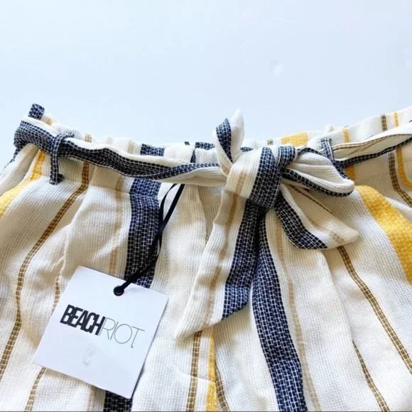 NEW Beach Riot Aubrey Yellow Striped Shorts - Picture 4 of 6